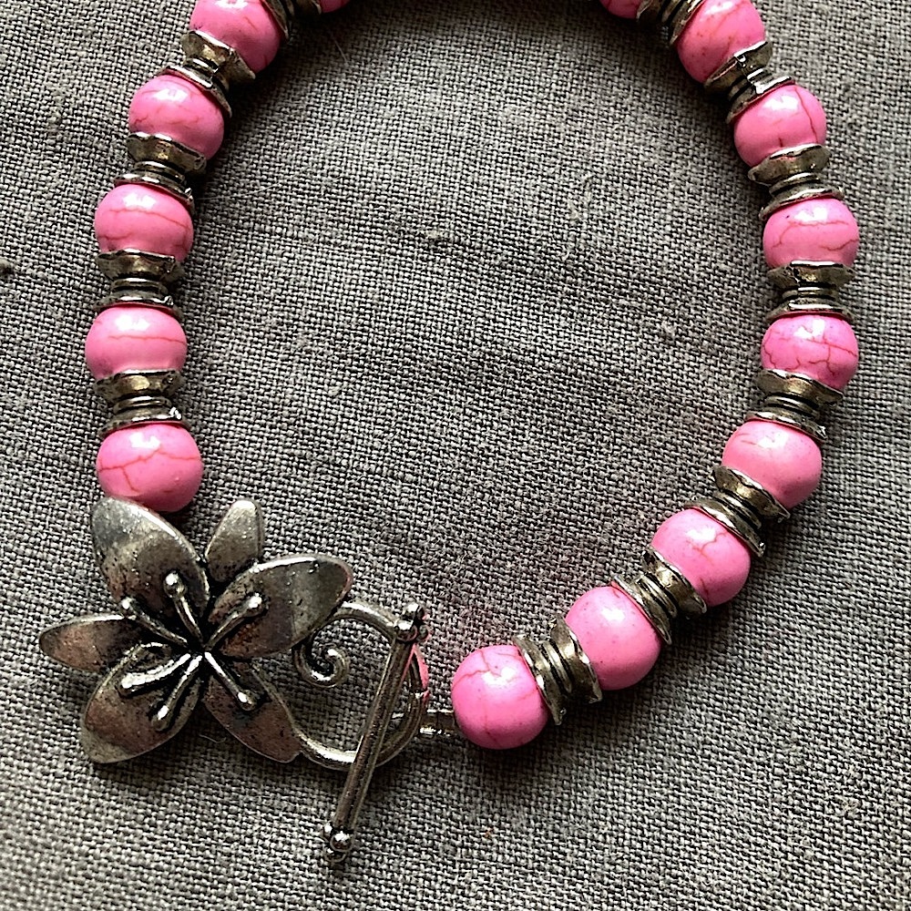 BRACELET Handmade Pink Stones Silver Floral Toggle